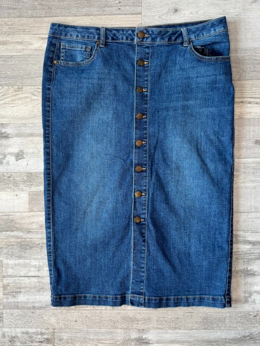 D. Jeans Button Front Fitted Stretch Denim Skirt Size 16 Midi Length G17